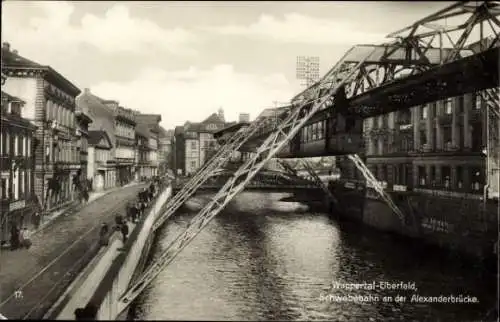 Ak Elberfeld Wuppertal, Schwebebahn an der Alexanderbrücke