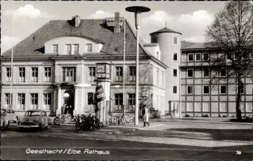 Ak Geesthacht in Schleswig Holstein, Blick zum Rathaus