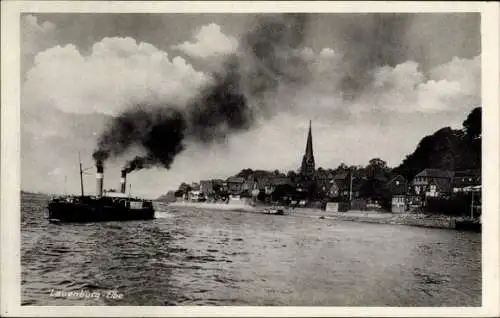 Ak Lauenburg an der Elbe, Teilansicht, Dampfer