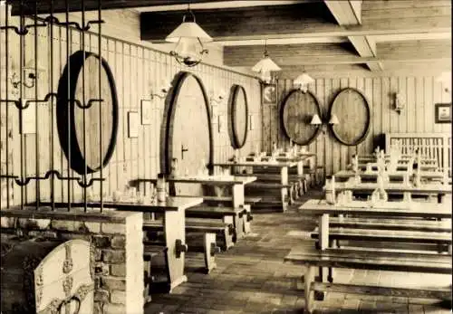 Ak Ostseebad Kühlungsborn im Kreis Rostock, HOG Balaton, Puschkinstraße 11, Innenansicht