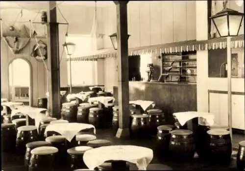 Ak Ostseebad Kühlungsborn, HOG Hafenbräu, Innenansicht, Strandstraße 41