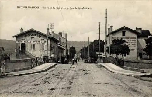 Ak Neuves Maisons Meurthe et Moselle, Rue de Neufchateau, Brücke, Kanal