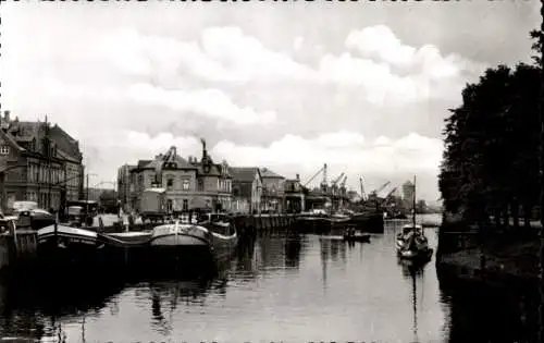 Ak Oldenburg in Oldenburg, Stau, Boote, Kräne