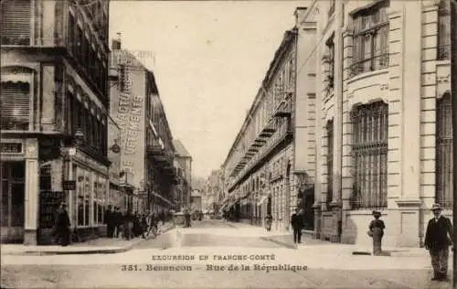 Ak Besançon Doubs, Rue de la République