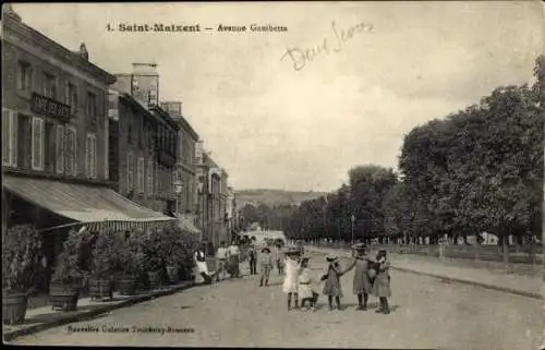 Ak Saint Maixent Deux Sèvres, Avenue Gambetta