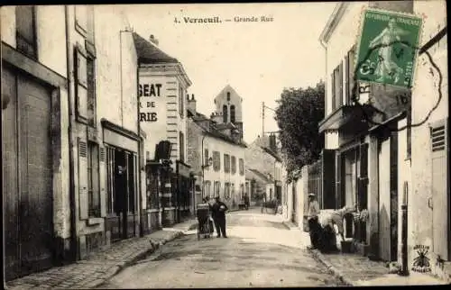 Ak Verneuil-sur-Seine Yvelines, Grande Rue