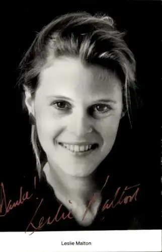Ak Schauspielerin Leslie Malton, Portrait, Autogramm