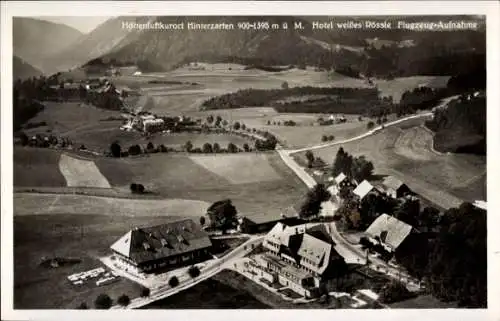 Ak Hinterzarten im Schwarzwald, Fliegeraufnahme, Hotel weißes Rössle