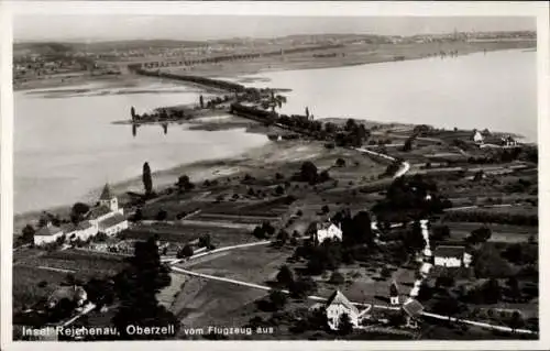 Ak Oberzell Insel Reichenau im Bodensee, Fliegeraufnahme der Insel