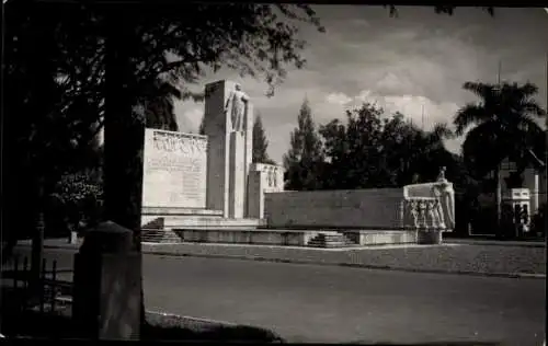 Foto Ak Batavia Java Indonesien, Van Heutszmonument, Architect Dudok