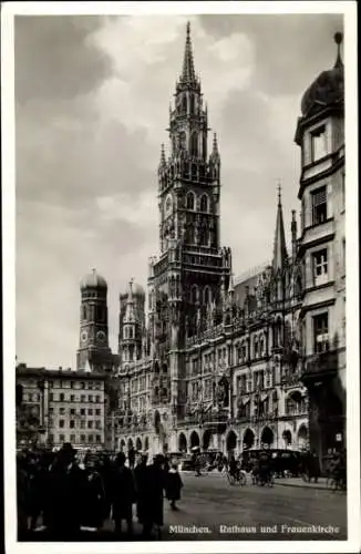 Ak München, Rathaus, Frauenkirche