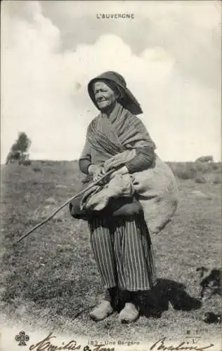 Ak L'Auvergne, Eine Schäferin