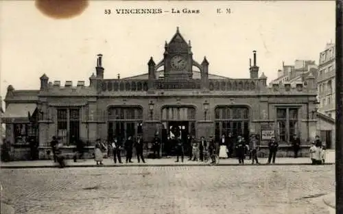 Ak Vincennes Val de Marne, La Gare