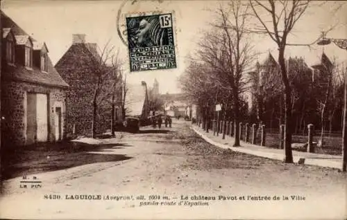 Ak Laguiole Aveyron, Château Pavot und Eingang zur Stadt