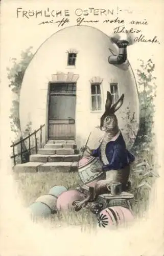 Ak Glückwunsch Ostern, Osterhase bemalt Ostereier, Wohnhaus aus Ei