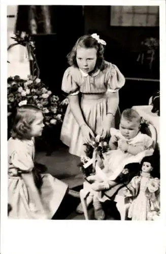 Ak Prinzessin Marijke der Niederlande, Erster Geburtstag 1948, Beatrix, Irene