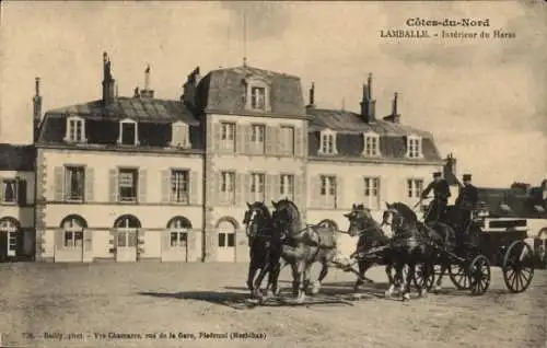 Ak Lamballe Côtes d'Armor, Inneres der Haras