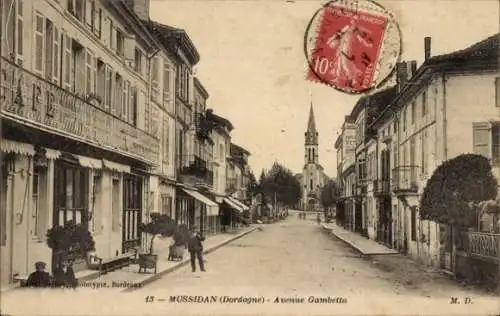 Ak Mussidan Dordogne, Avenue Gambetta