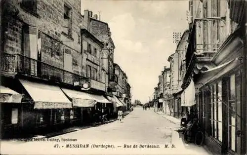 Ak Mussidan Dordogne, Rue de Bordeaux