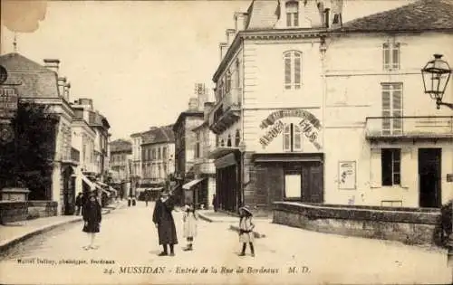 Ak Mussidan Dordogne, Eingang zur Rue de Bordeaux