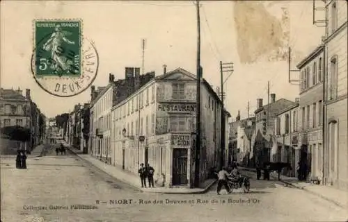 Ak Niort Deux Sèvres, Rue des Douves und Rue de la Boule d’Or, Restaurant