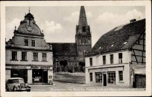 Ak Eberswalde, Platz der Freundschaft, Maria Magdalenenkirche, Kaffeegeschäft, Zoohaus