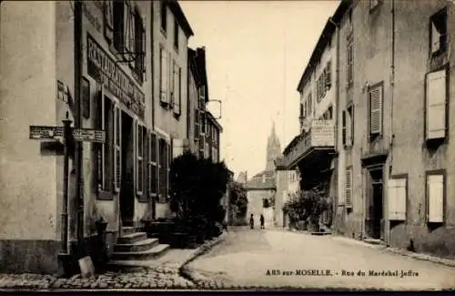 Ak Ars sur Moselle Lothringen, Rue du Marechal Joffre