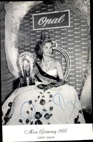 Ak Schauspielerin Gerti Daub, Portrait, Miss Germany 1957, Autogramm