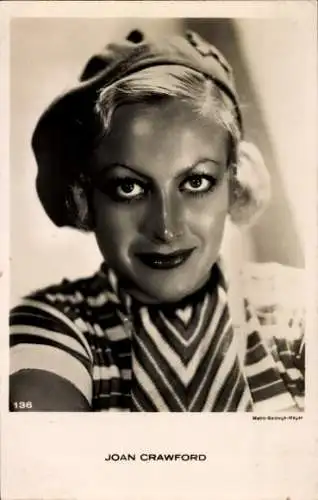 Ak Schauspielerin Joan Crawford, Portrait