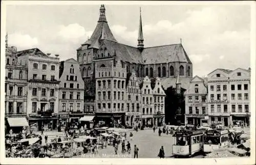 Ak Rostock, Markt u. Marienkirche, Straßenbahn