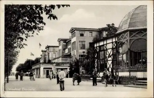 Ak Ostseebad Zinnowitz auf Usedom, Straßenpartie