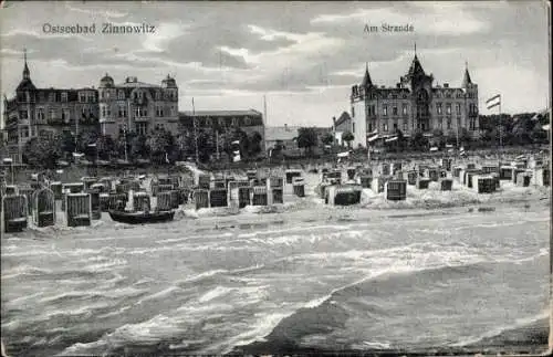 Ak Ostseebad Zinnowitz auf Usedom, Am Strand, Strandkörbe, Gebäude