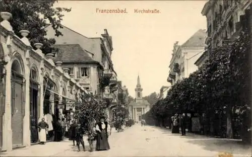 Ak Františkovy Lázně Franzensbad Reg. Karlsbad, Kirchstraße