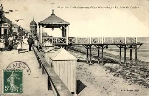 Ak Saint Aubin sur Mer Calvados, La Jetée du Casino, Strandpartie