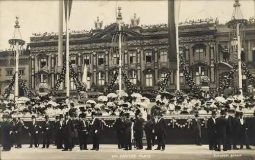 Ak Berlin Mitte, Pariser Platz im Festschmuck zur Vermählung des Kronprinzenpaares 1905