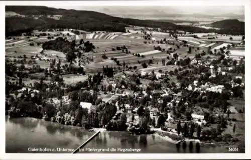 Ak Gaienhofen am Bodensee, Fliegeraufnahme, Hegauberge