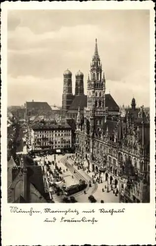 Ak München, Marienplatz, Rathaus, Frauenkirche, Straßenbahn