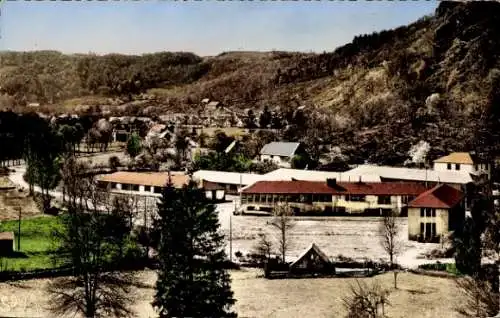 Ak Champs-sur-Tarentaine Cantal, La Cite de Montirin