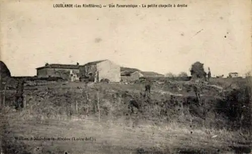 Ak Loublande Deux Sèvres, La petite chapelle a droite