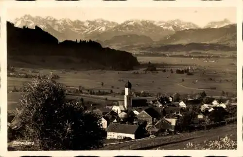 Ak Rettenberg im Allgäu, Panorama mit Blick zu den Alpen