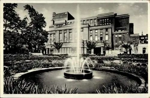 Ak Teplice Teplitz Schönau Reg. Aussig, Stadttheater mit Leuchtbrunnen