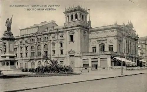 Ak Donostia San Sebastián Baskenland, Statue von Admiral Oquendo, Reina Victoria Theater