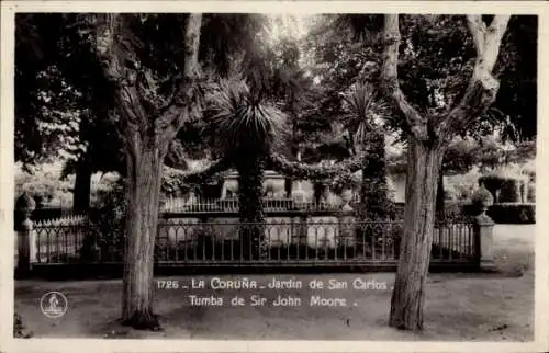 Ak La Coruña Galicien, Jardin de San Carlos, Tumba de Sir John Moore