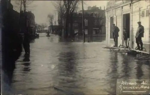 Ak Paris, Überschwemmungen, Avenue de Gennerilliero