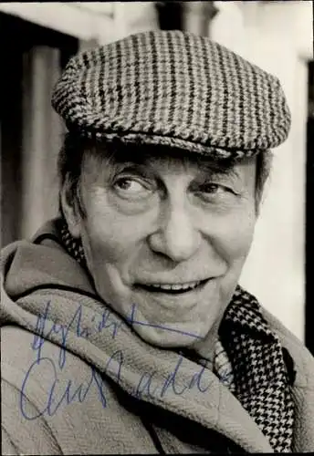 Ak Schauspieler Carl Raddatz, Portrait, Mütze, Autogramm
