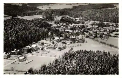 Ak Königsfeld im Schwarzwald Baden, Totalansicht, Fliegeraufnahme