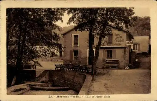 Ak Mervent Vendée, Hotel de Pierre-Brune