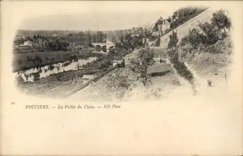 Ak Poitiers Vienne, La Vallée du Clain