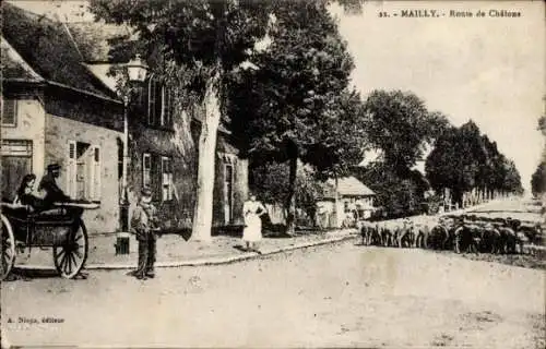 Ak Mailly le Camp Aube, Route de Chalons