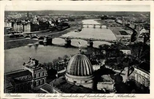 Ak Dresden Altstadt, Blick von Frauenkirche, Carolabrücke, Albertbrücke